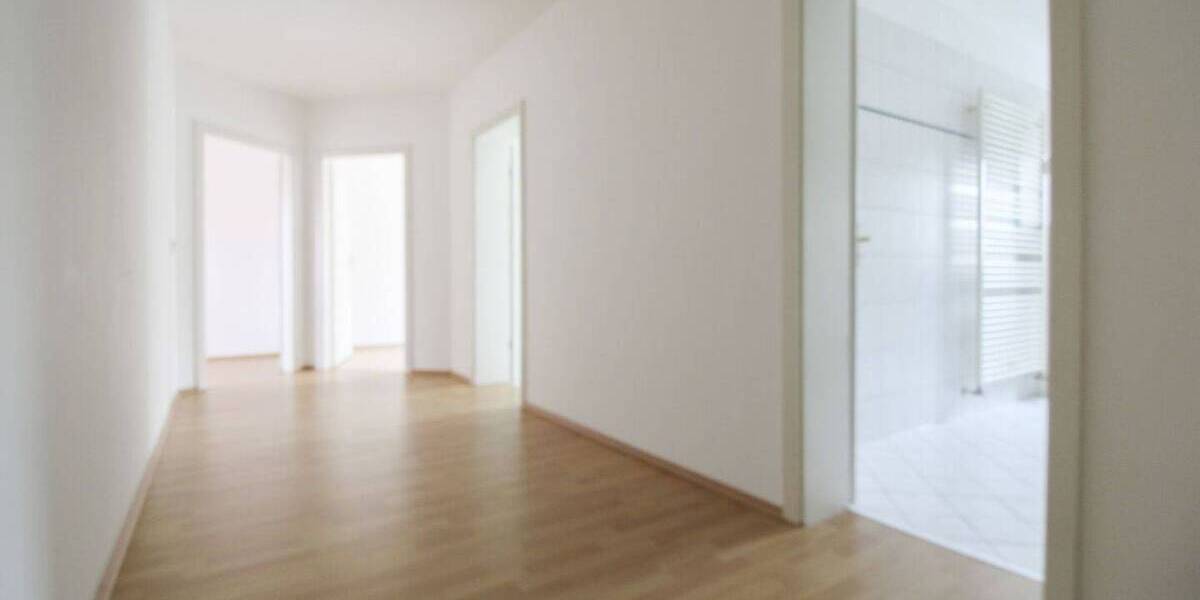 Etagenwohnung Chemnitz Kaßberg - 2 Zimmer, 66 m&sup2;, 89.900&euro; | Angebot:26893330