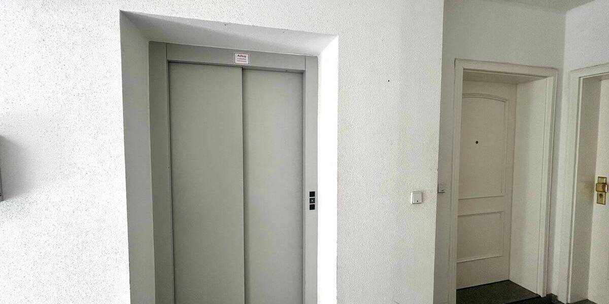 Etagenwohnung Chemnitz Bernsdorf - 3 Zimmer, 84 m&sup2;, 520&euro; | Angebot:26929820