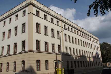 Wohnung zum Mieten in Chemnitz 465 € 84.61 m²