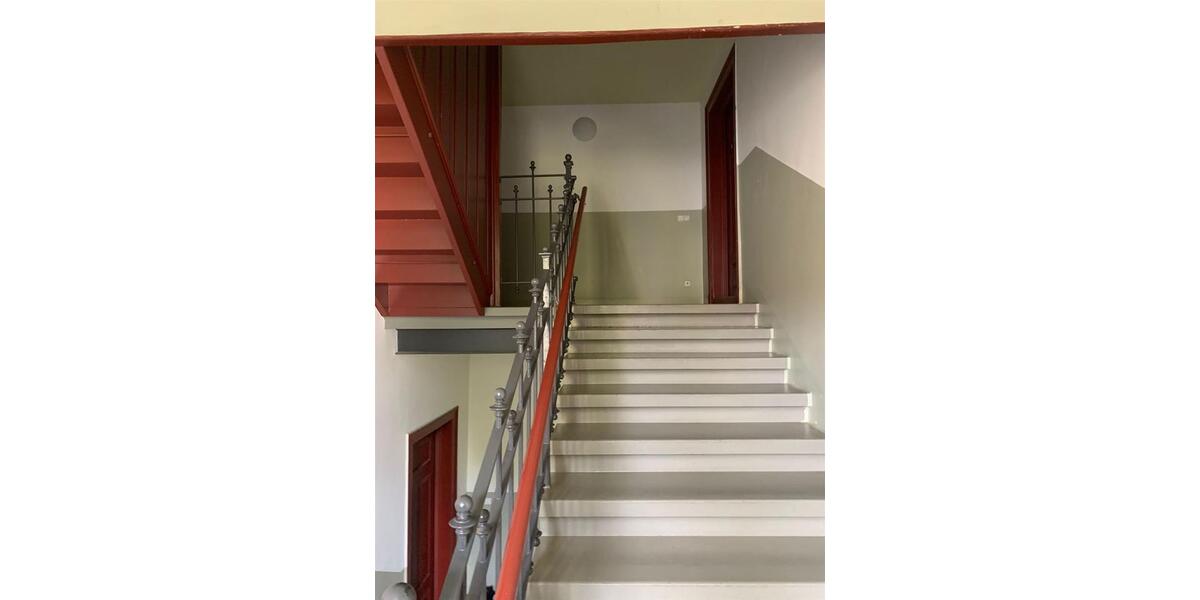 Dachgeschoßwohnung Chemnitz Ebersdorf - 3 Zimmer, 61 m&sup2;, 275&euro; | Angebot:26041082