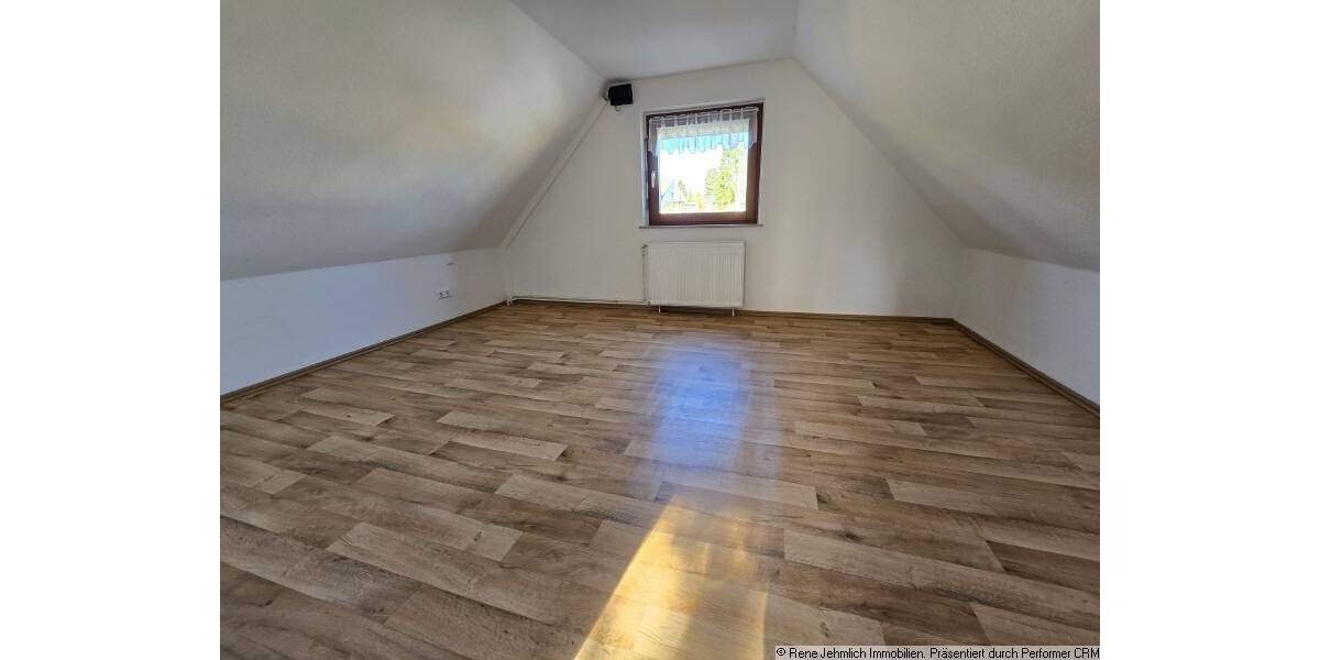 Einfamilienhaus Chemnitz Adelsberg - 3 Zimmer, 75 m&sup2;, 200.000&euro; | Angebot:26450028