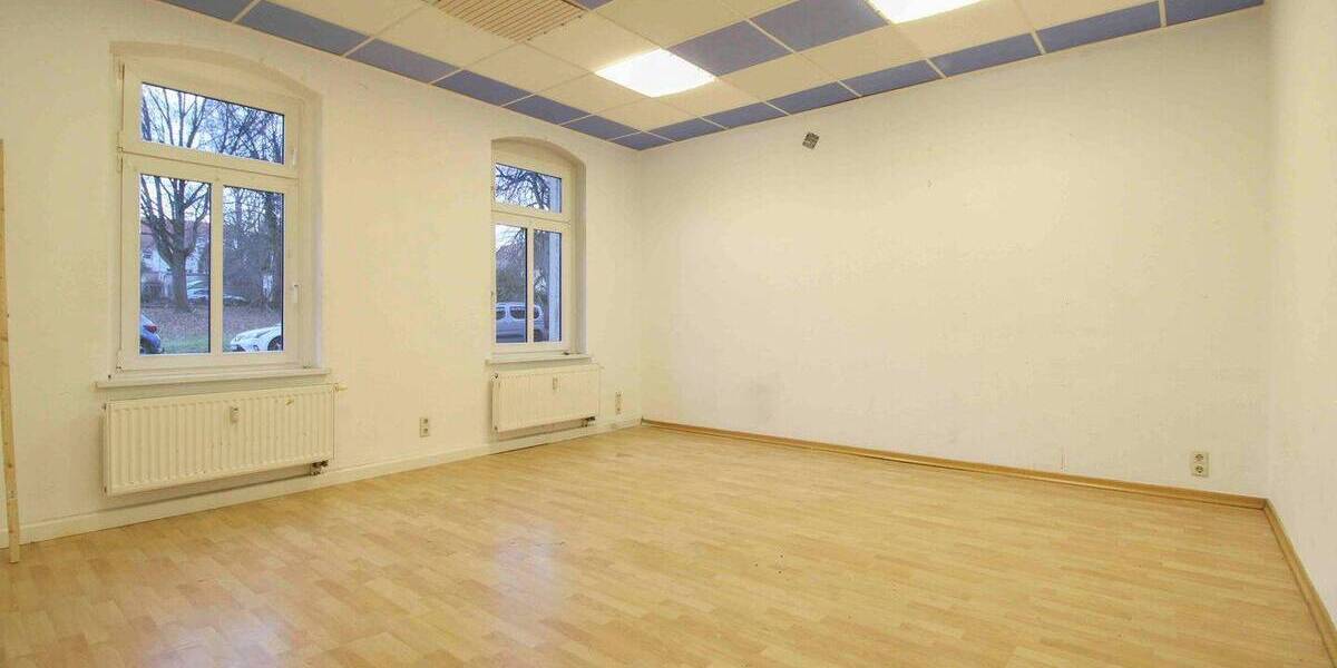 Etagenwohnung Chemnitz Kappel - 3 Zimmer, 99 m&sup2;, 98.000&euro; | Angebot:26513700