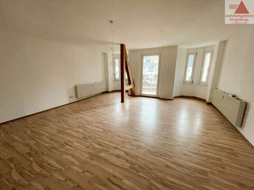Wohnung zum Mieten in Aue 662 € 118.1 m²
