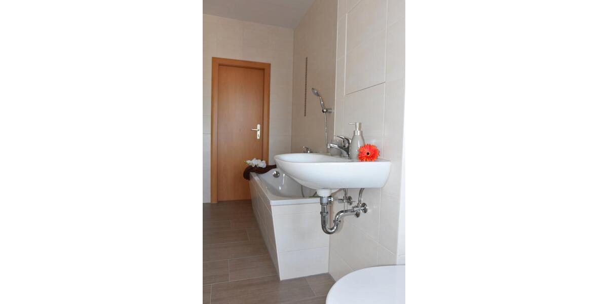 Etagenwohnung Hohenstein-Ernstthal Ernstthal - 2 Zimmer, 51 m&sup2;, 303&euro; | Angebot:26477173
