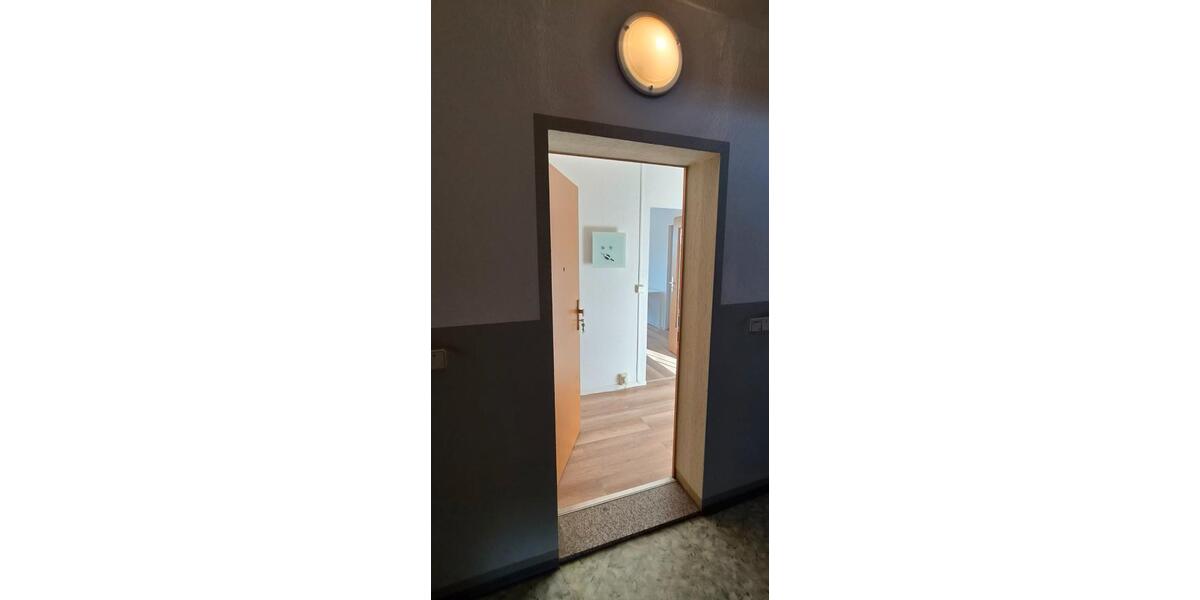 Etagenwohnung Chemnitz Kapellenberg - 1.5 Zimmer, 34 m&sup2;, 51.900&euro; | Angebot:27259005
