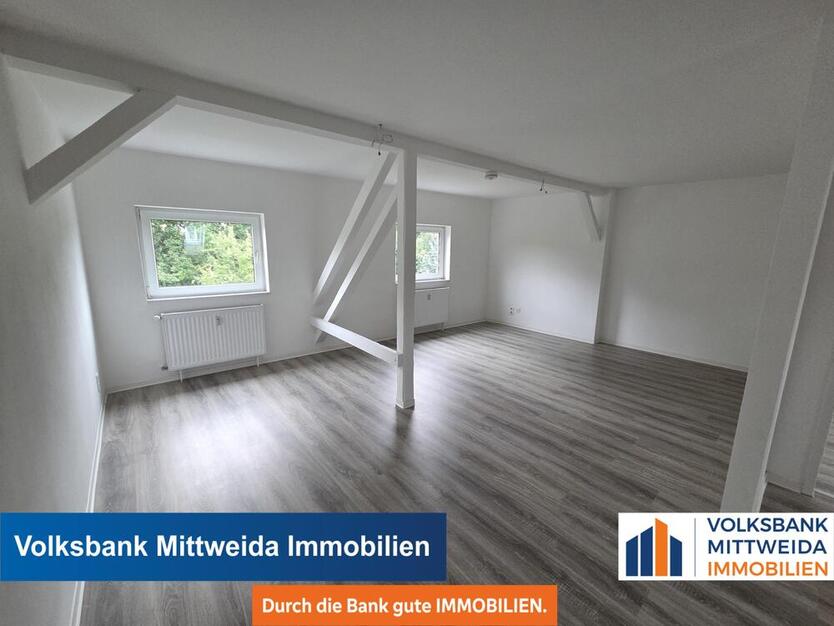 Helle 3-Zimmer-Dachgeschosswohnung mit Sichtbalken in Chemnitz-Hilbersdorf! 3 zimmer