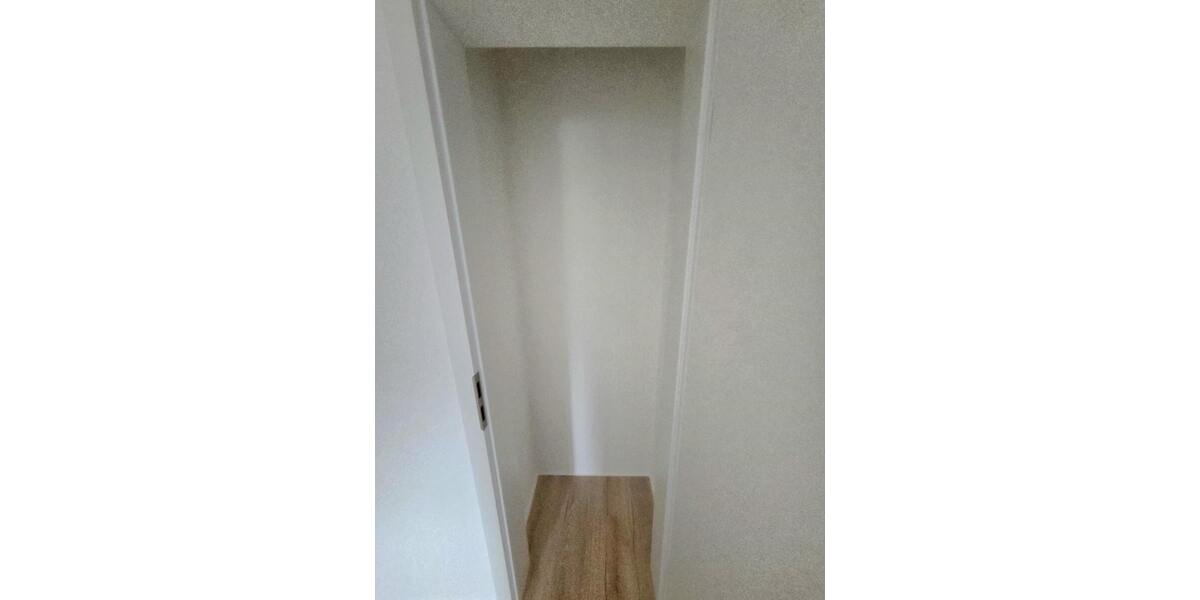 Schicke 3-Zimmer-Dachgeschosswohnung in zentraler Lage von Stollberg! 3 zimmer