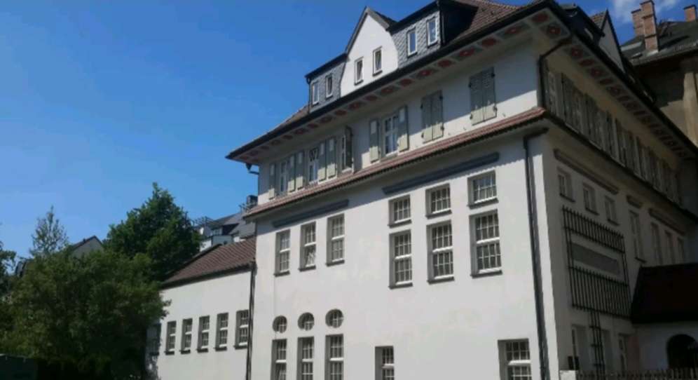 Wohnung zum Mieten in Chemnitz 395 € 70 m²
