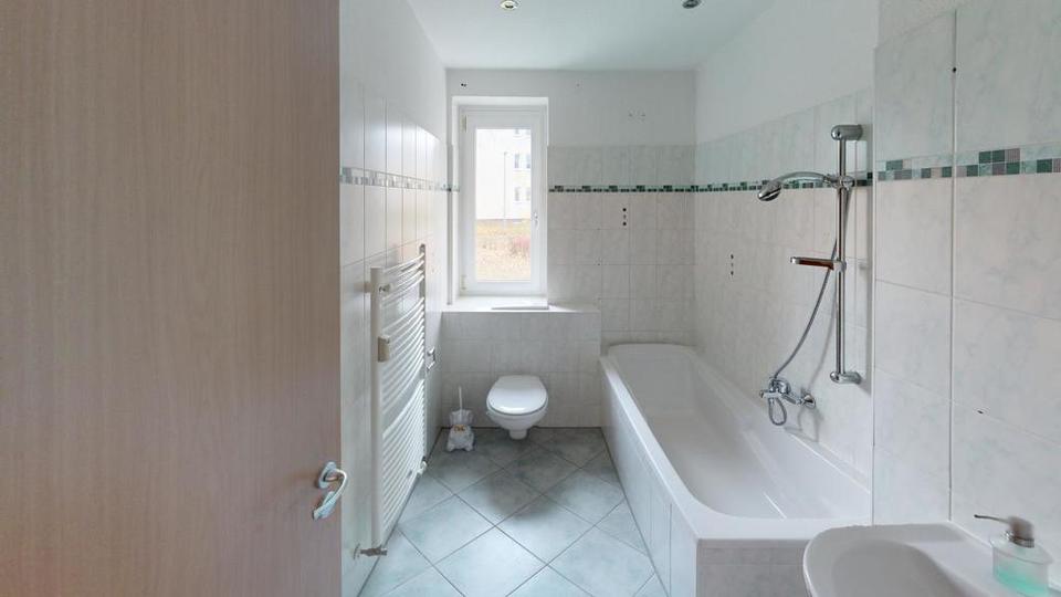 Etagenwohnung Chemnitz Adelsberg - 2 Zimmer, 48 m&sup2;, 320&euro; | Angebot:26682582