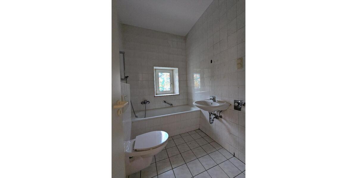 Erdgeschoßwohnung Chemnitz Altendorf - 1 Zimmer, 54 m&sup2;, 310&euro; | Angebot:25447492