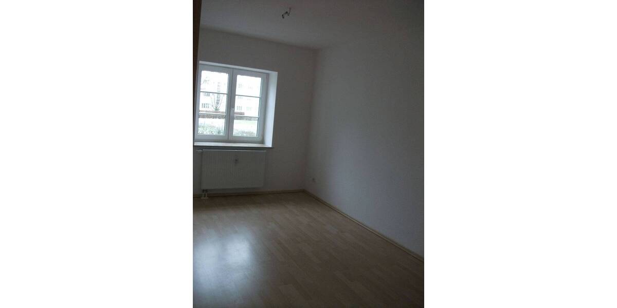 Etagenwohnung Chemnitz Lutherviertel - 2 Zimmer, 48 m&sup2;, 299&euro; | Angebot:26798829