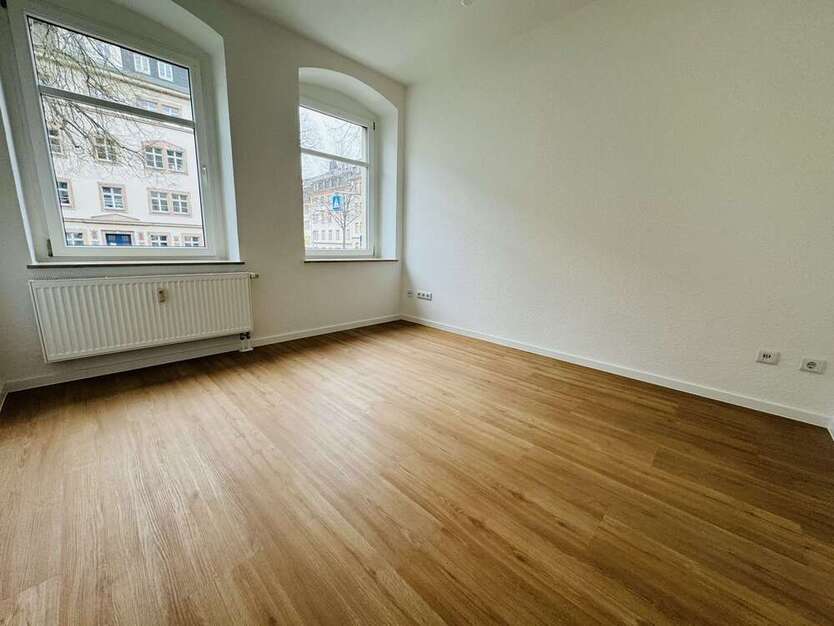Wohnung zum Mieten in Chemnitz 250 € 29.4 m²