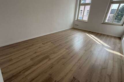 Wohnung Chemnitz Lutherviertel - 3 Zimmer, 72 m&sup2;, 430&euro; | Angebot:25543017
