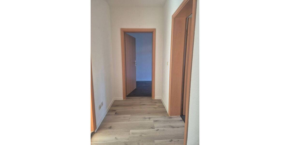 Etagenwohnung Waldheim Schönberg - 1 Zimmer, 46 m&sup2;, 275&euro; | Angebot:26188859
