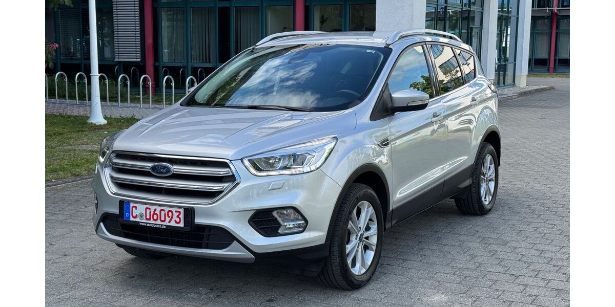 Ford Kuga 99.995 km 9.499 &euro; Chemnitz 09120
