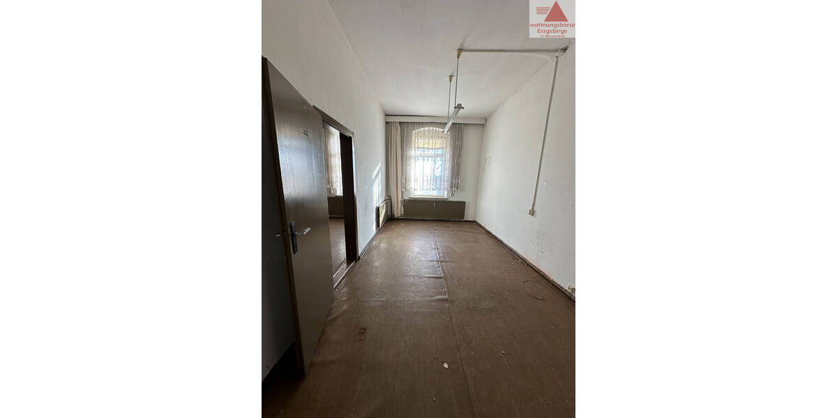Mehrfamilienhaus, Wohnhaus Hohenstein-Ernstthal Ernstthal - 3 Zimmer, 805 m&sup2;, 155.000&euro; | Angebot:26260777