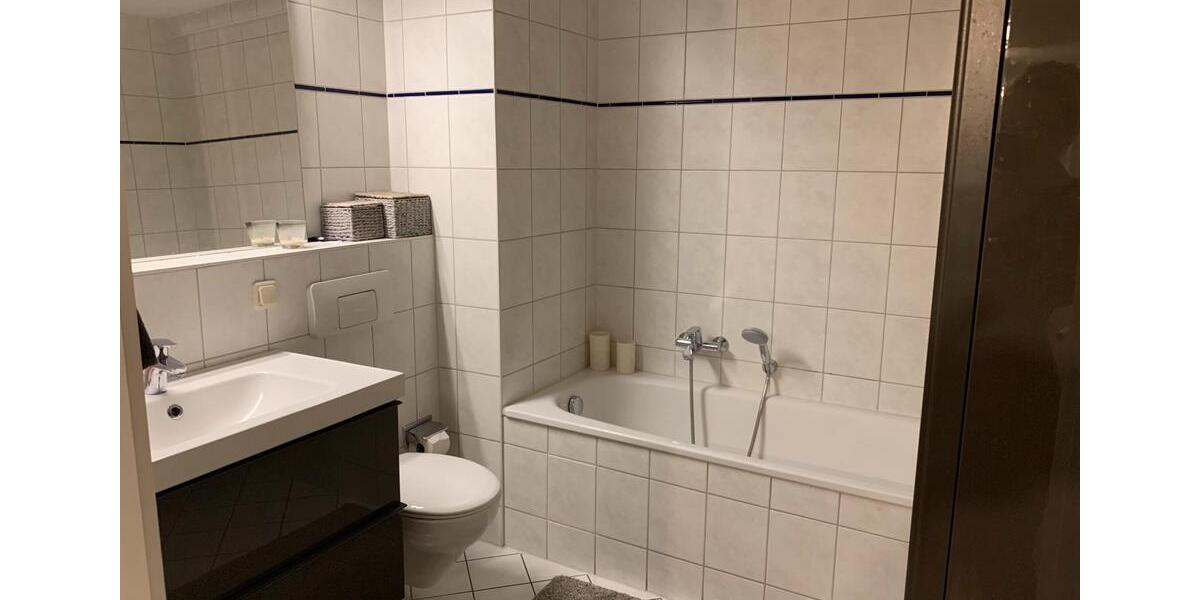 Dachgeschoßwohnung Chemnitz Kapellenberg - 3 Zimmer, 90 m&sup2;, 990&euro; | Angebot:25636482