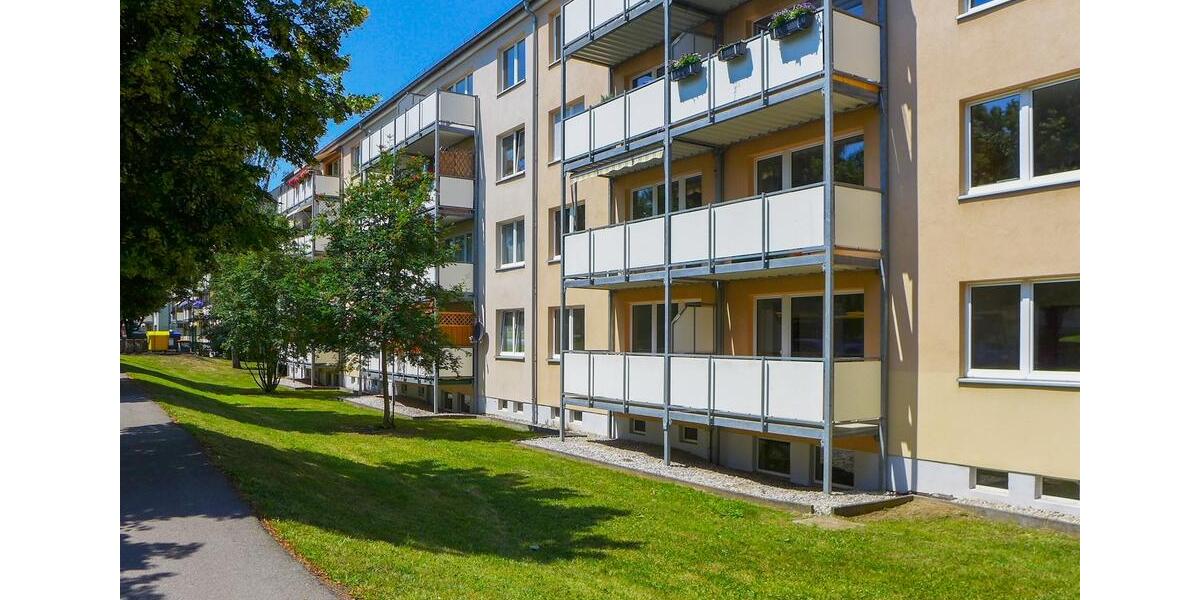Erstbezug nach Renovierung +++ 3-Zimmer-Wohnung mit Balkon 1. OG 3 zimmer