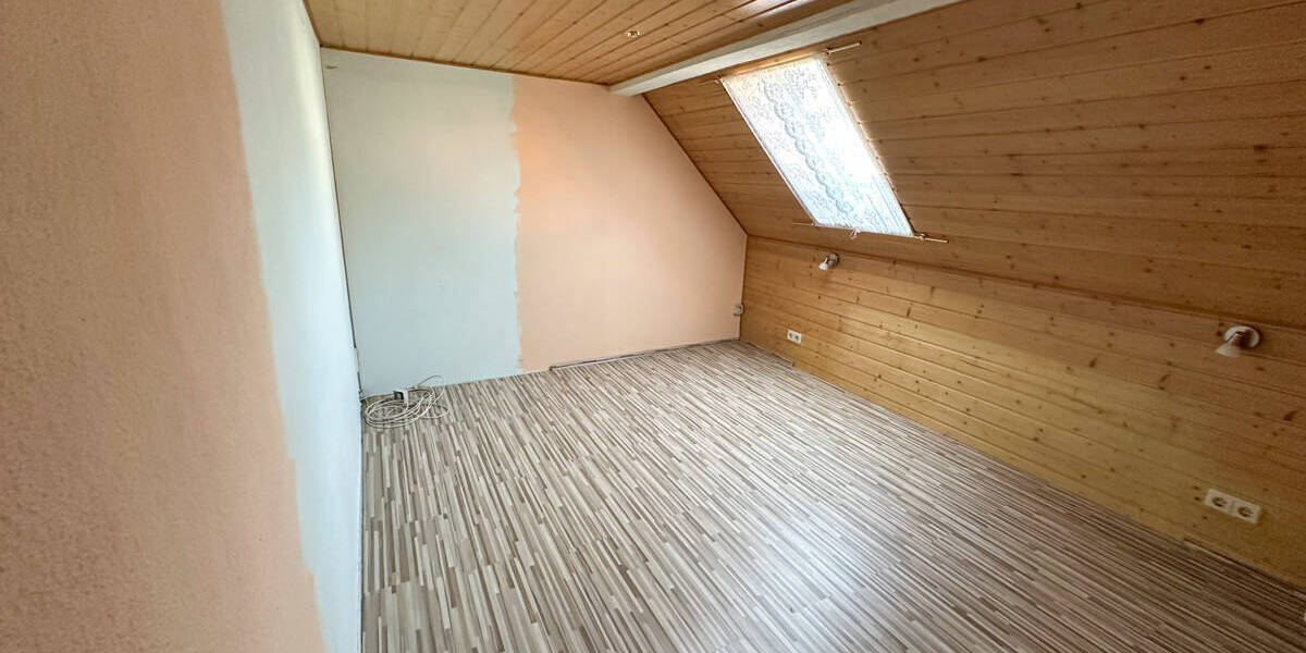 Einfamilienhaus Lößnitz - 1 Zimmer, 105 m&sup2;, 69.000&euro; | Angebot:25688301