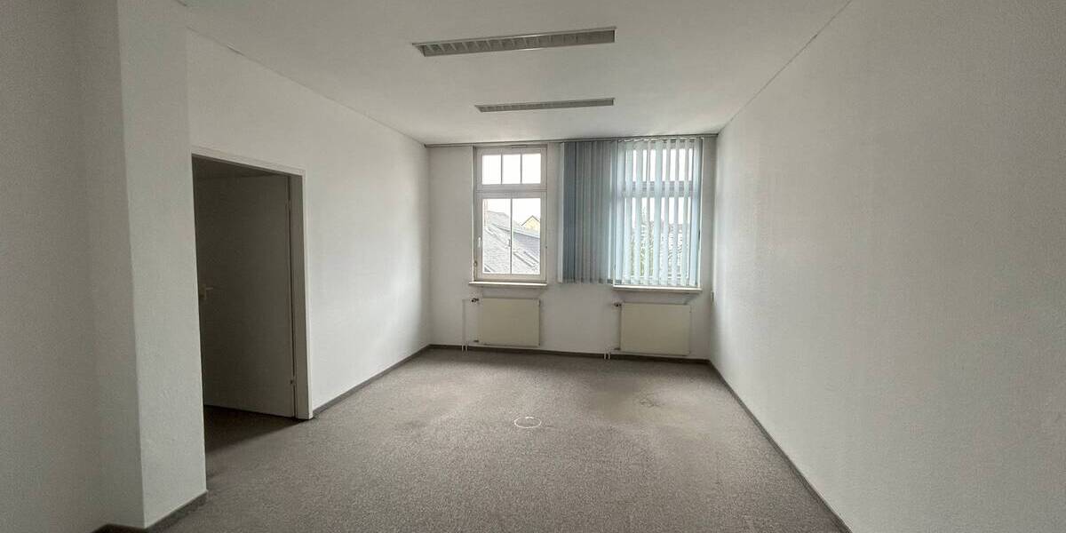 Gewerbeobjekt Chemnitz Altendorf - 1.300&euro; | Angebot:24034927