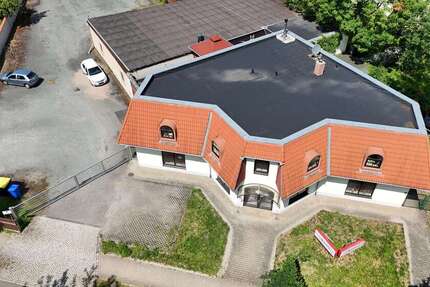 Halle in Zwickau 315.000 € 267.46 m² zimmer