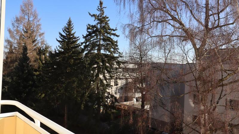 Etagenwohnung Chemnitz Kapellenberg - 3 Zimmer, 58 m&sup2;, 348&euro; | Angebot:26561125