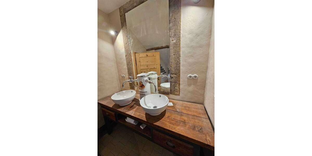 Vielseitige Immobilie im Industriestil – mit Stellplätzen, Eventfläche & Ausbaupotenzial - Gewerbeobjekt Chemnitz Hilbersdorf | Angebot:22865929