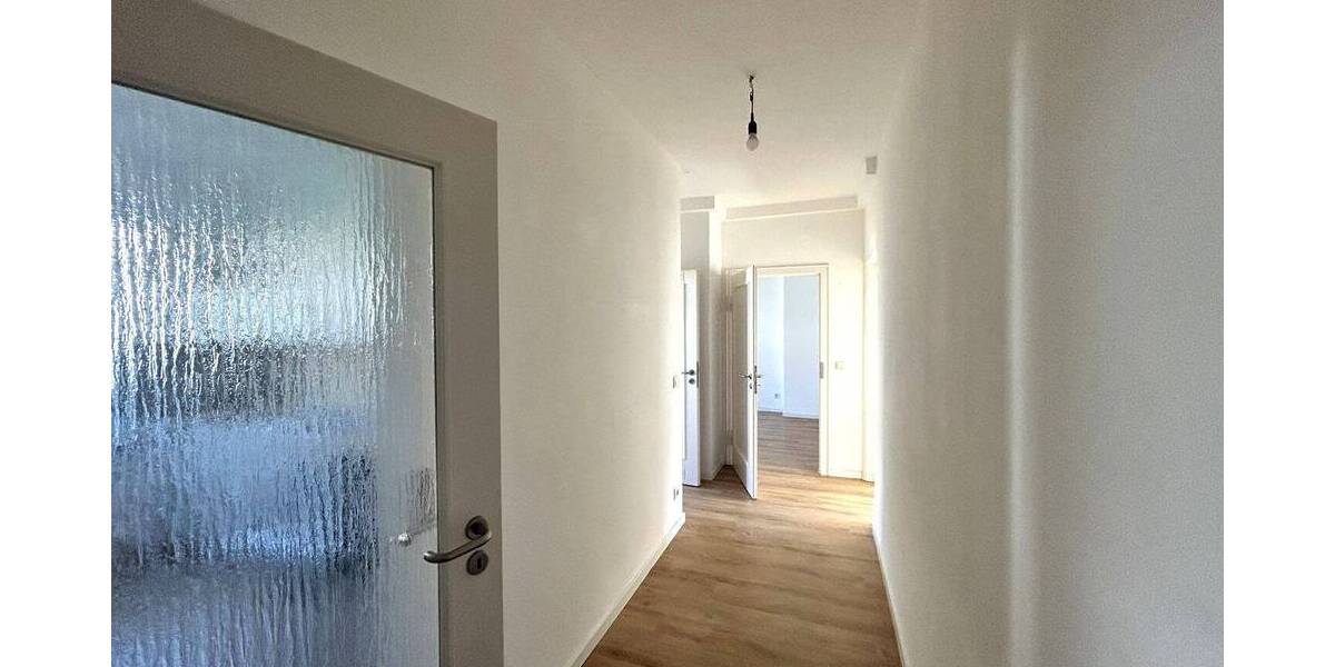 Etagenwohnung Chemnitz Lutherviertel - 2 Zimmer, 52 m&sup2;, 255&euro; | Angebot:26391409
