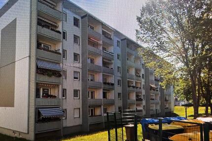 Vermietete 3 Zimmer WohnungBalkonKellerKFZ Stellplatz 3 zimmer