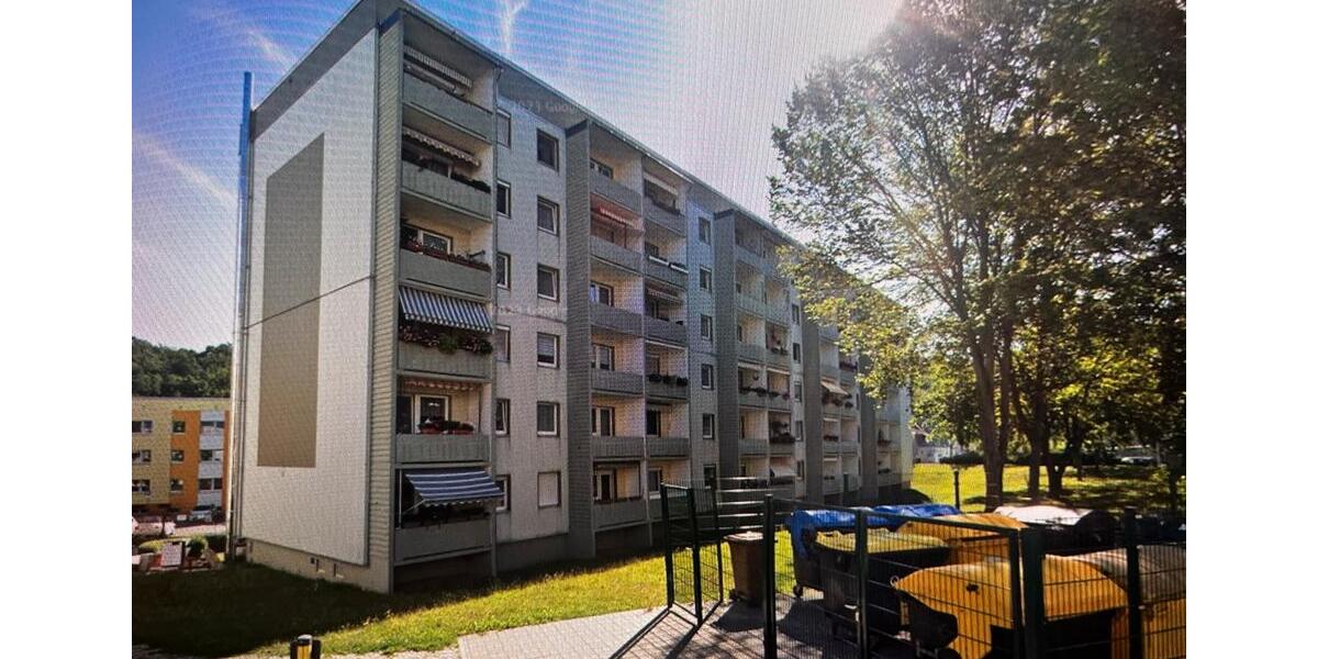 Vermietete 3 Zimmer WohnungBalkonKellerKFZ Stellplatz 3 zimmer