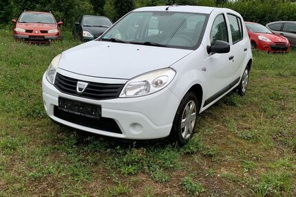 Dacia Sandero 144.001 km 1.650 &euro; Chemnitz 09113