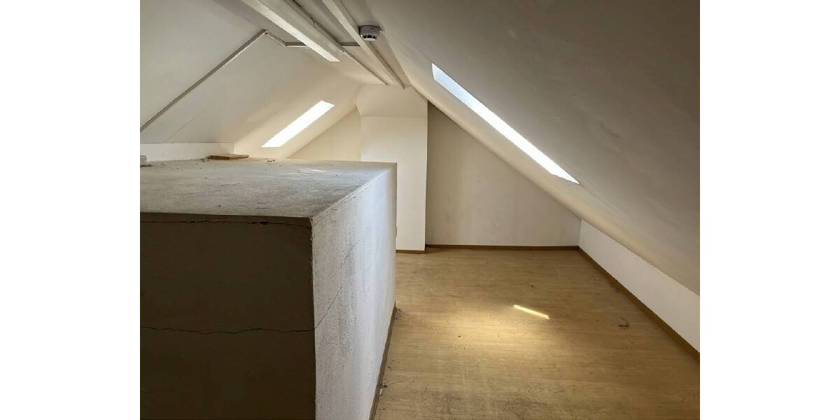 Gewerbeobjekt Chemnitz Adelsberg - 8 Zimmer, 2 m&sup2;, 18.445&euro; | Angebot:25682499
