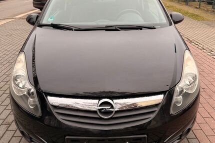 Opel Corsa 157.000 km 2.799 &euro; Chemnitz 09120