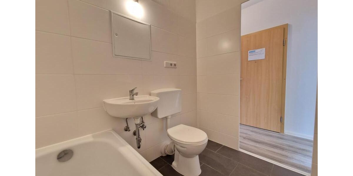 Etagenwohnung Chemnitz Markersdorf - 2 Zimmer, 41 m&sup2;, 247&euro; | Angebot:25958973