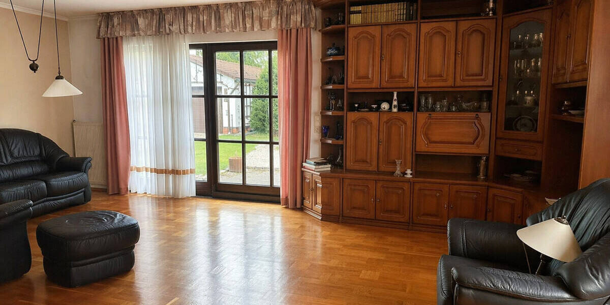 Einfamilienhaus Chemnitz / Adelsberg Adelsberg - 9 Zimmer, 148 m&sup2;, 519.000&euro; | Angebot:26344895