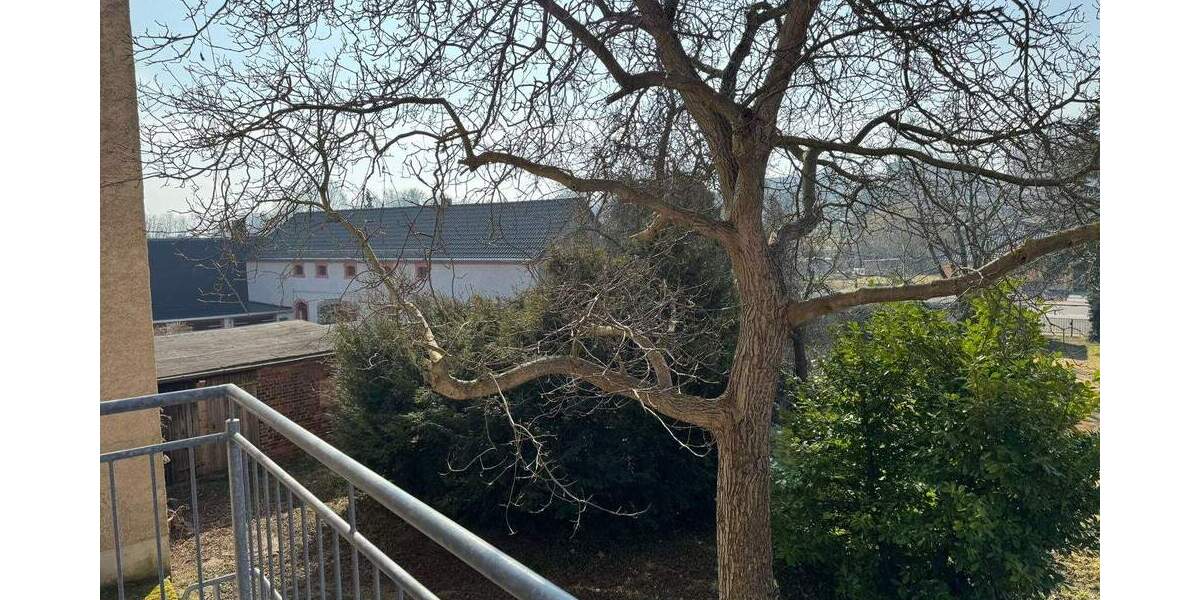 Reihenmittelhaus Hartha - 6 Zimmer, 77 m&sup2;, 130.000&euro; | Angebot:25742152