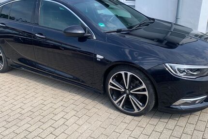 Opel Insignia 100.000 km 16.990 &euro; Chemnitz OT Mittelbach 09224