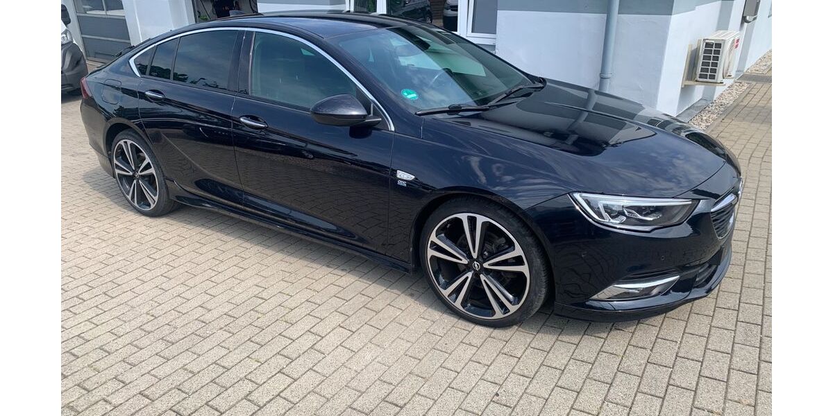 Opel Insignia 100.000 km 16.990 &euro; Chemnitz OT Mittelbach 09224