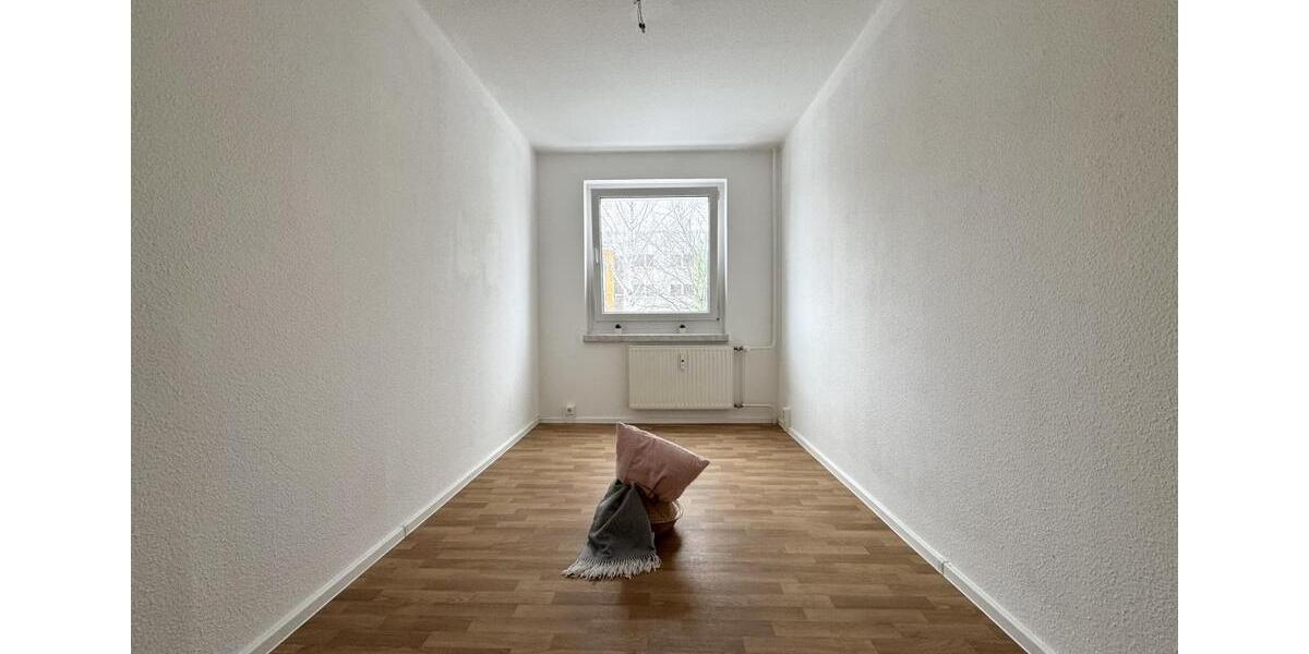 Etagenwohnung Chemnitz Helbersdorf - 4 Zimmer, 71 m&sup2;, 366&euro; | Angebot:24487639