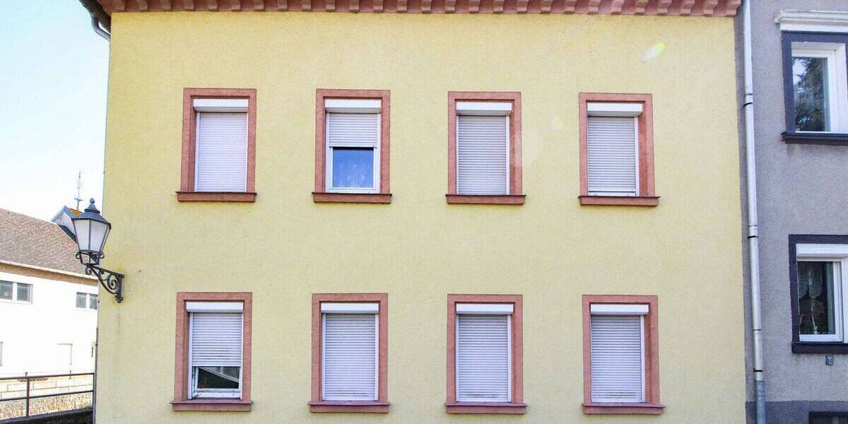 Reihenmittelhaus Hainichen - 8 Zimmer, 207 m&sup2;, 55.000&euro; | Angebot:26189495