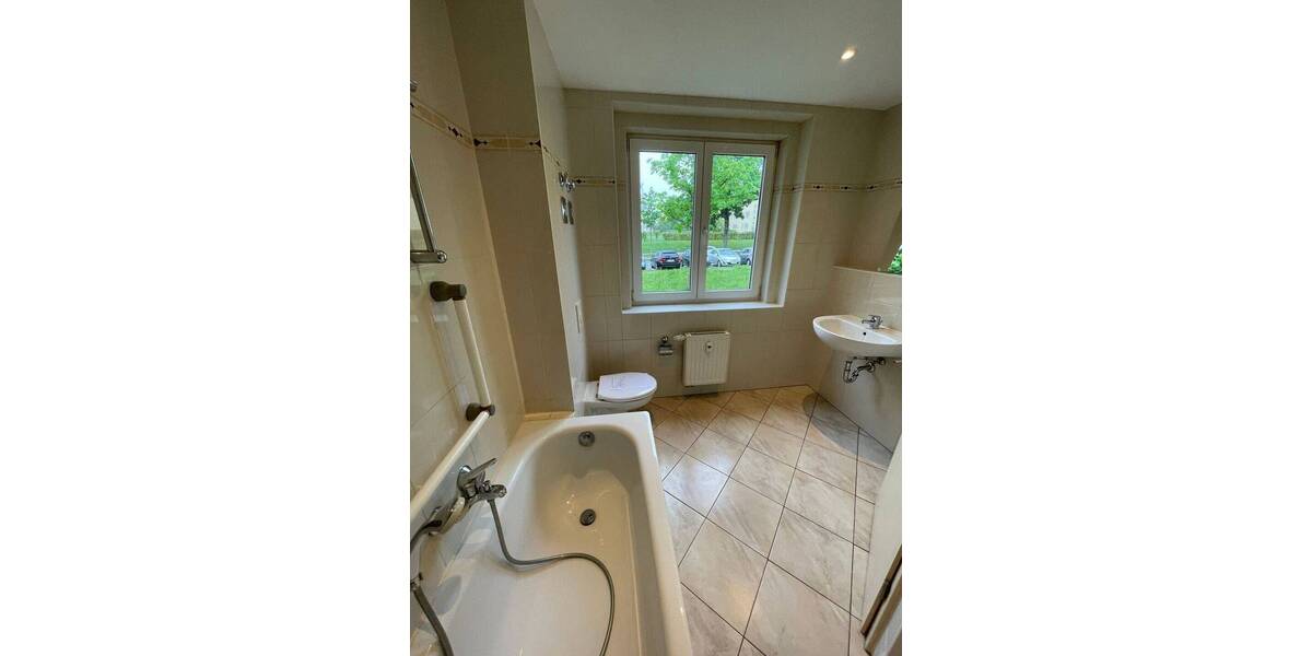 Etagenwohnung Chemnitz Gablenz - 2 Zimmer, 47 m&sup2;, 305&euro; | Angebot:26487718