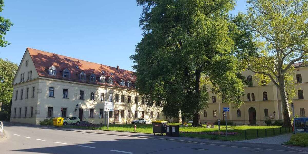 Etagenwohnung Glauchau - 1 Zimmer, 36 m&sup2;, 250&euro; | Angebot:26207412