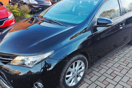 Toyota Auris 219.200 km 6.290 &euro; Chemnitz 09114