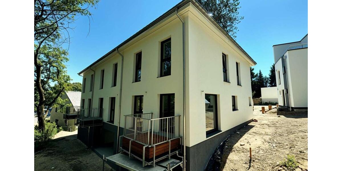 Reihenhaus Chemnitz Helbersdorf - 3 Zimmer, 108 m&sup2;, 1.290&euro; | Angebot:24980108