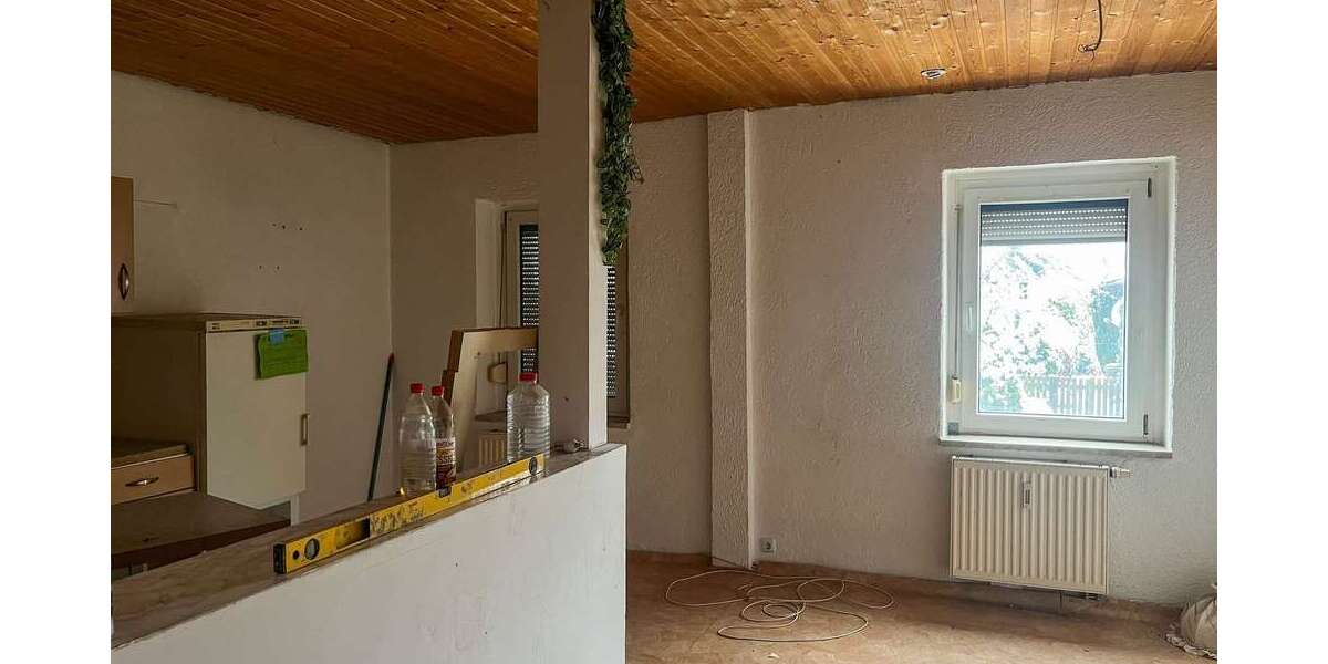 Haus zum Kaufen in StollbergErzgeb. 89.000 € 260 m² 12 zimmer