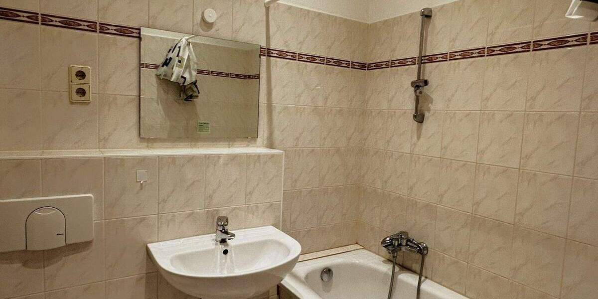 1,5-Raumwhg. mit EBK und Stpl. in historischem Villenviertel, Leerstehend. 1 zimmer