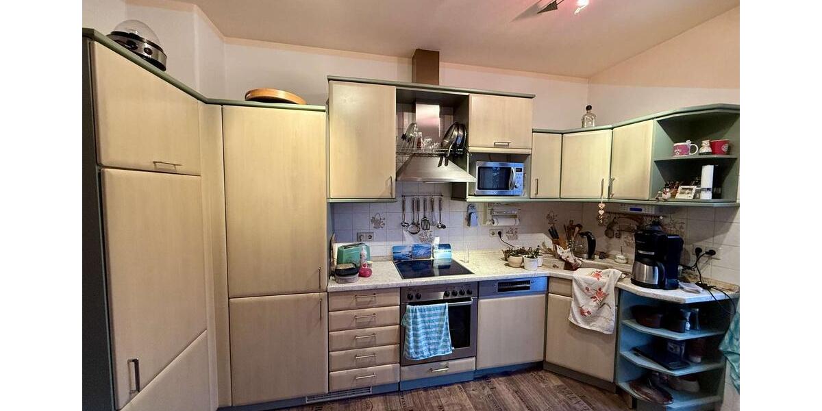 Schöne große 4-Raumwohnung mit Einbauküche und 2 Balkonen 4 zimmer