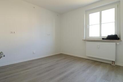 Wohnung Chemnitz Rabenstein - 2 Zimmer, 45 m&sup2;, 327&euro; | Angebot:25753394