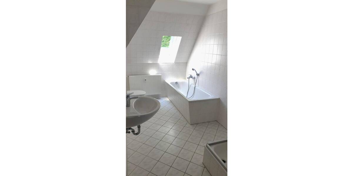 Drei Mehrfamilienhäuser mit insgesamt 18 Wohnungen - vollvermietet - 4 zimmer