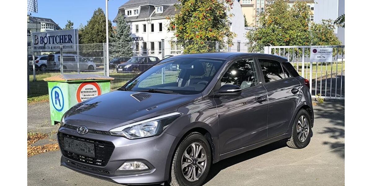 Hyundai i20 75.900 km 8.999 &euro; Chemnitz 09120
